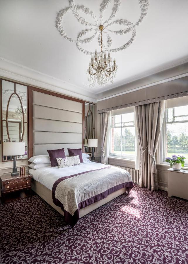 קובהאם Woodlands Park Hotel מראה חיצוני תמונה